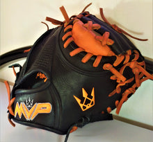 Cargar imagen en el visor de la galería, Octopus 33&quot; (Catcher) Negro-Naranja - Guante de Béisbol
